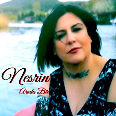 Arada Bir - Nesrin